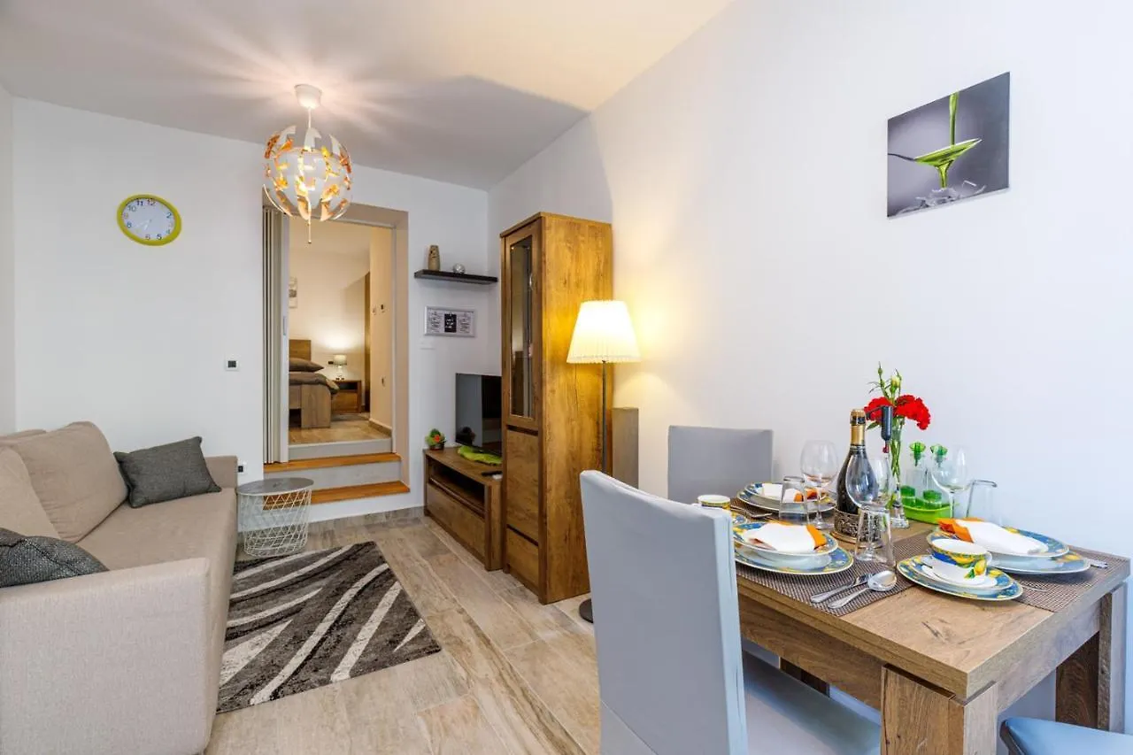 Maximilian&Stela Hotell Poreč Pensionat